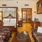 Iron Gate & By Bhg Hotel Prag