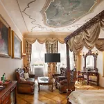 Iron Gate & By Bhg 5*