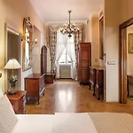 Iron Gate & By Bhg Hotel Prag