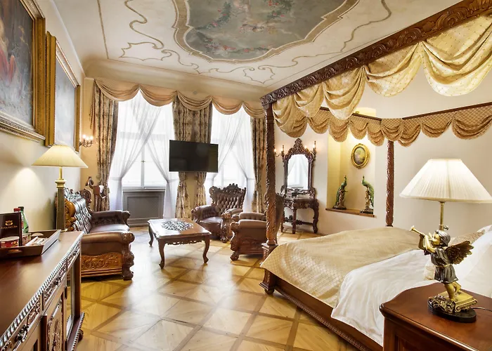 Hotel Iron Gate & By Bhg 5*