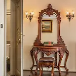 Hotel Iron Gate & By Bhg Praha
