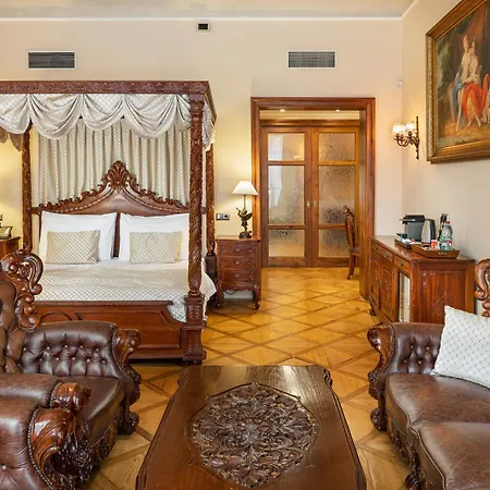 Iron Gate & By Bhg Hotel Praha