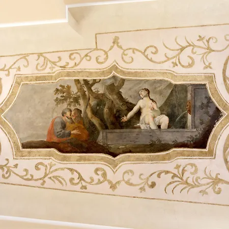 Iron Gate & By Bhg 5* Praag