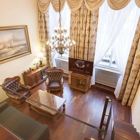 Iron Gate & By Bhg Hotel 5*