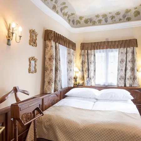 מלון Iron Gate & By Bhg