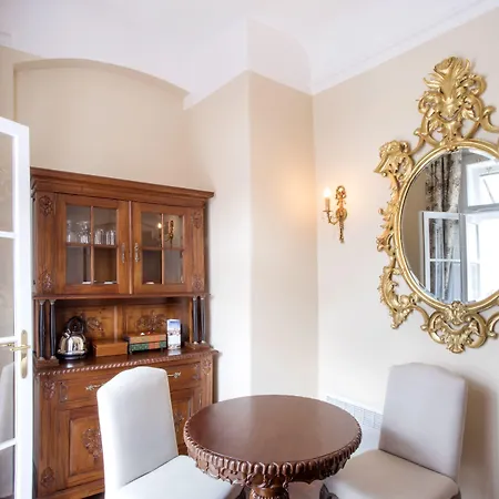 Otel Iron Gate & By Bhg Prag