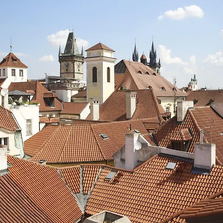 Iron Gate & By Bhg Praag