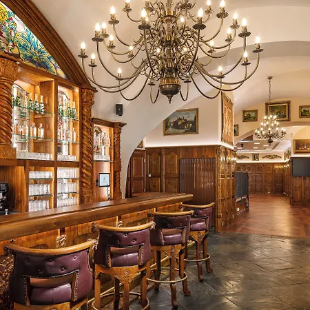 Hotel Iron Gate & By Bhg 5*