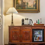 Hotel Iron Gate & By Bhg Prag