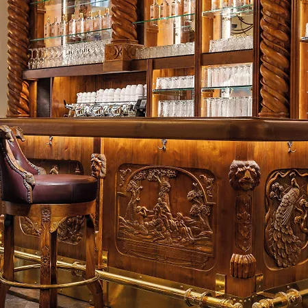 Iron Gate & By Bhg Hotel